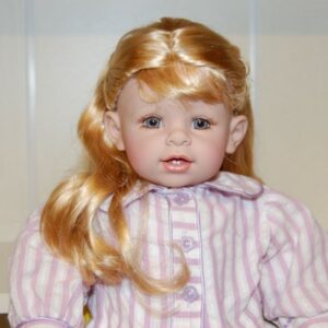 Leena,Vaalea 30-32,5 cm 12-13 tuumaa